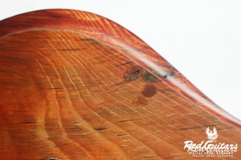 SURF BREAKER SB-ZERO/BW - Old Worn Red-MH